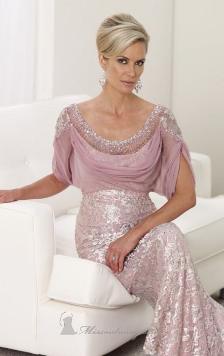 Moda anti-idade: Vestido longo para mãe da noiva