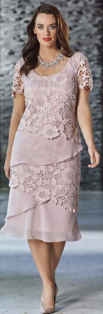 Vestido plus size para festas e bodas de casamento