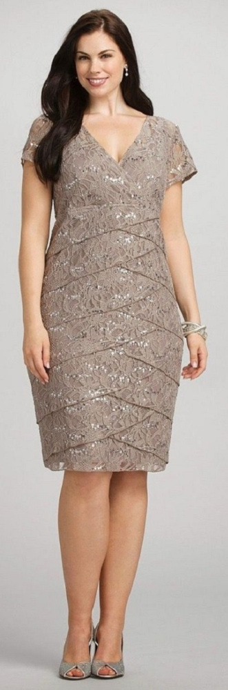 Vestido plus size para bodas de ouro ou bronze