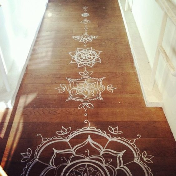 diy - mandala com stencil - No corredor , mandalas pintadas com stencil