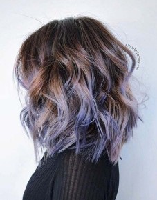 18-cor de cabelo roxo