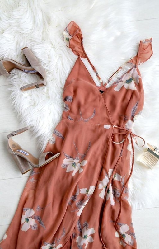 Vestido para festas de fim de ano na praia - moda anti-idade