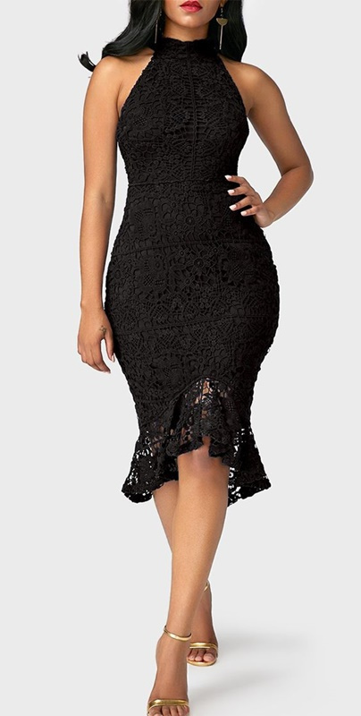 vestido preto com renda - moda anti-idade 50+ 60+