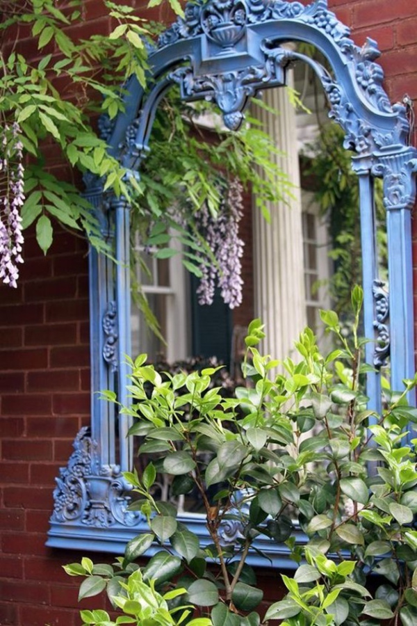 decoração com espelho no jardim , lugares externos