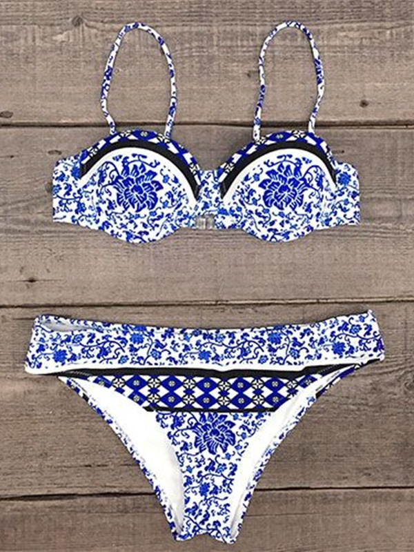 Biquini azul e branco , estampa azulejo portugues