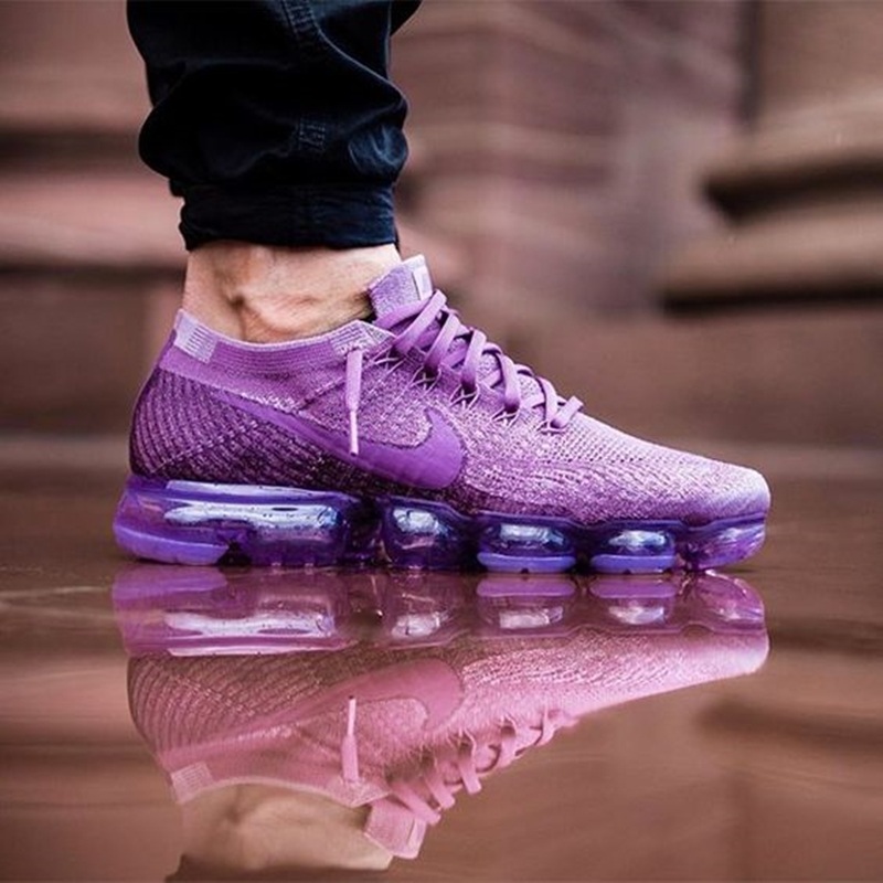 moda ultravioleta - cor pantone 2018 - tenis