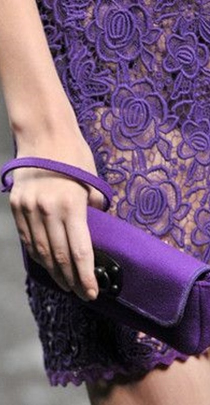 cor 2018 pantone - ultravioleta - bolsa