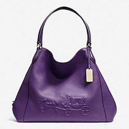 moda ultravioleta - cor pantone 2018 - bolsa