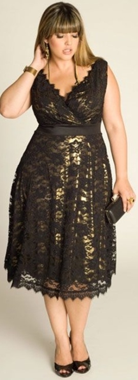 Moda senhoras - vestido curto para bodas de ouro