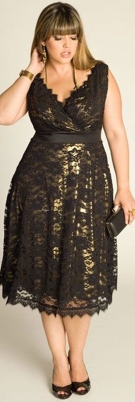 Moda senhoras - vestido curto para bodas de ouro