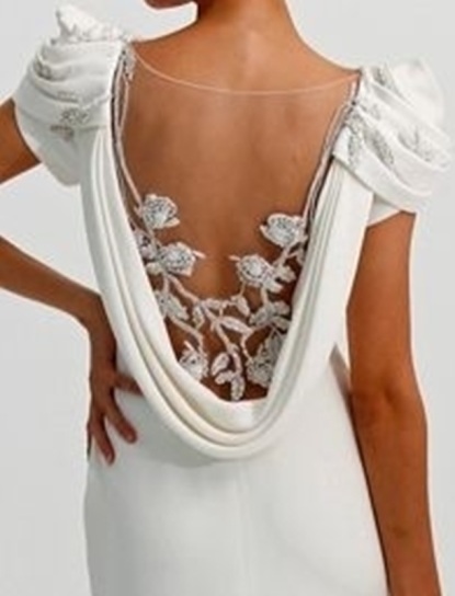Moda anti-idade - as costas do vestido para festa
