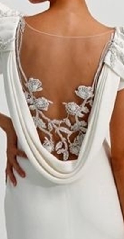 Moda anti-idade - as costas do vestido para festa