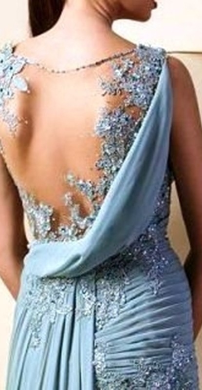 Moda anti-idade - as costas do vestido para festa
