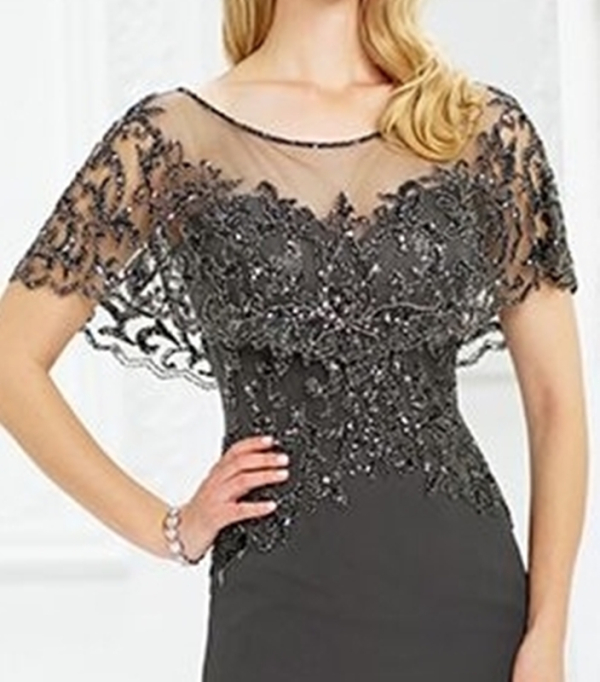 Decote do vestido de festa para senhoras