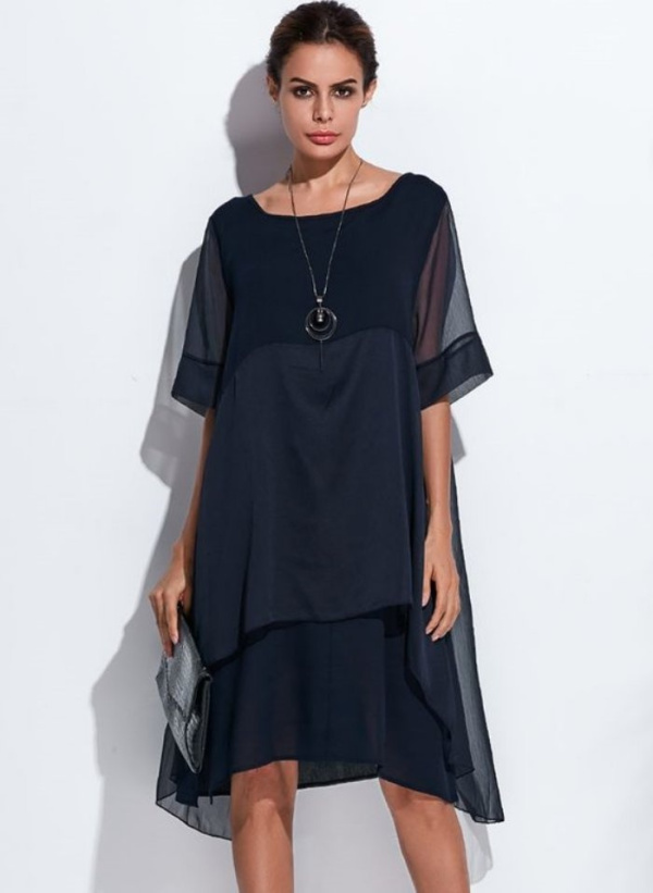 Moda anti-idade: roupa preta, sempre na moda