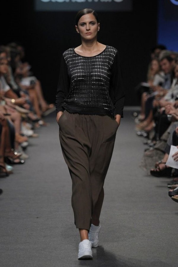 Qual a diferença ente moda plus size e moda curvy?