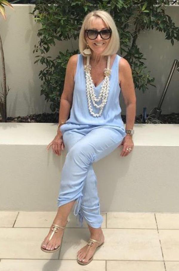Moda anti-idade:  31 dicas de como combinar o azul