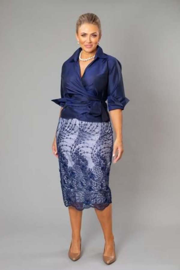 Moda anti-idade: 25 modelos de vestido de festa azul