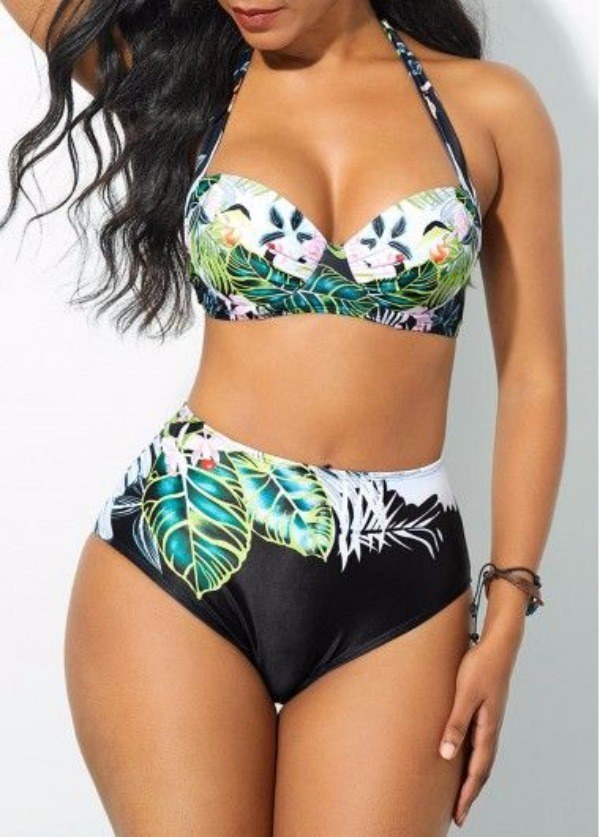 Moda anti-idade: Saída de praia, biquínis e maiôs