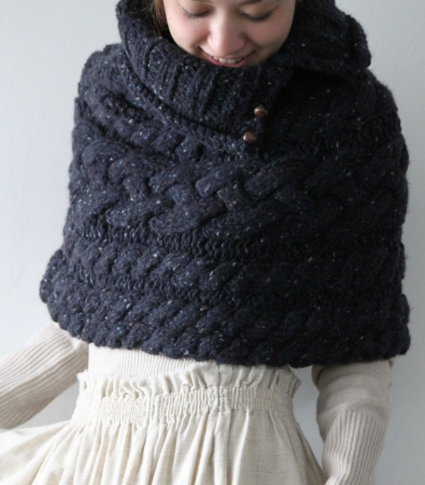 Moda anti-idade: Aqueça-se com um poncho no inverno