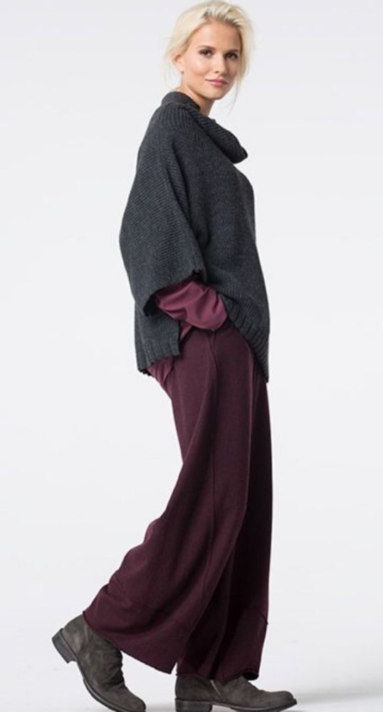 Moda anti-idade: Dicas de como combinar roupas cinza