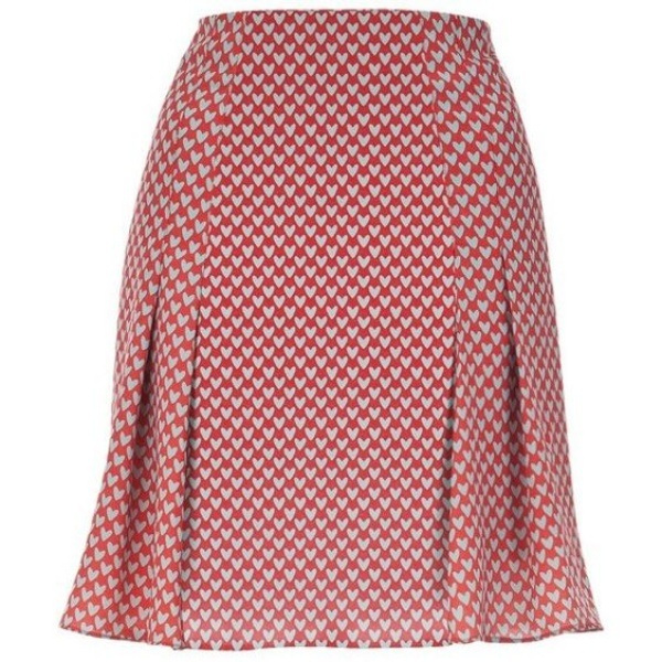 Qual o seu estilo? Saia reta ou saia rodada?
