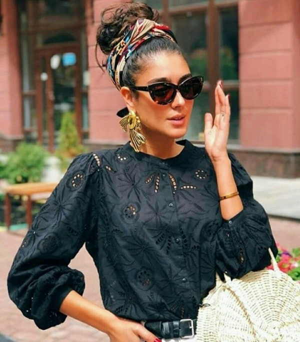Moda anti-idade: A blusa de laise está de volta!
