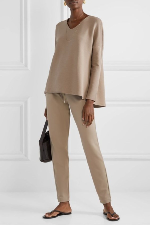 20 looks de roupas de meia-estação com conforto para senhoras