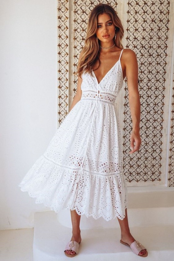 23 Vestidos em laise refrescantes para o verão
