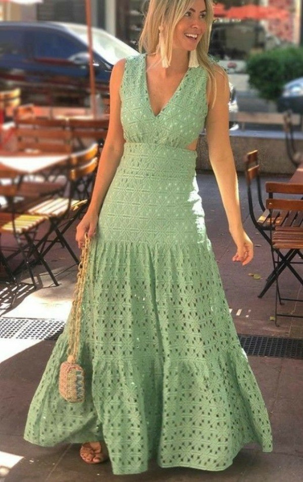 23 Vestidos em laise refrescantes para o verão