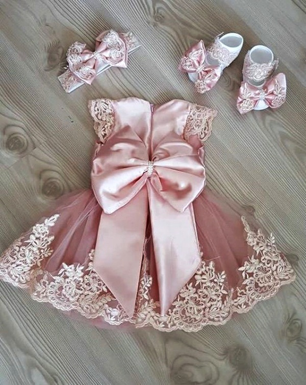 16 Modelos de vestido de batismo