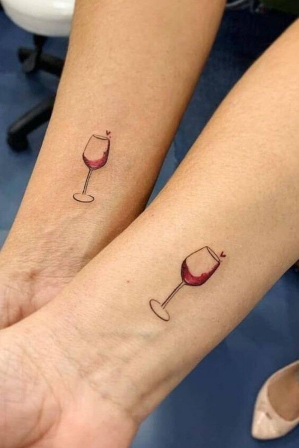 62 ideias de mini tatuagem na terceira idade, mini tatoos