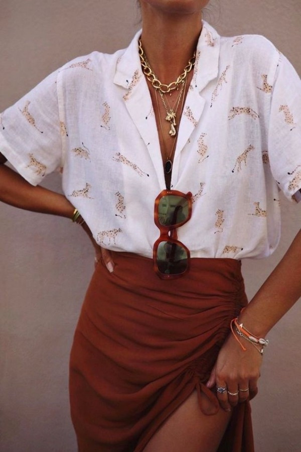 Moda Anti-idade: Camisa feminina com manga curta