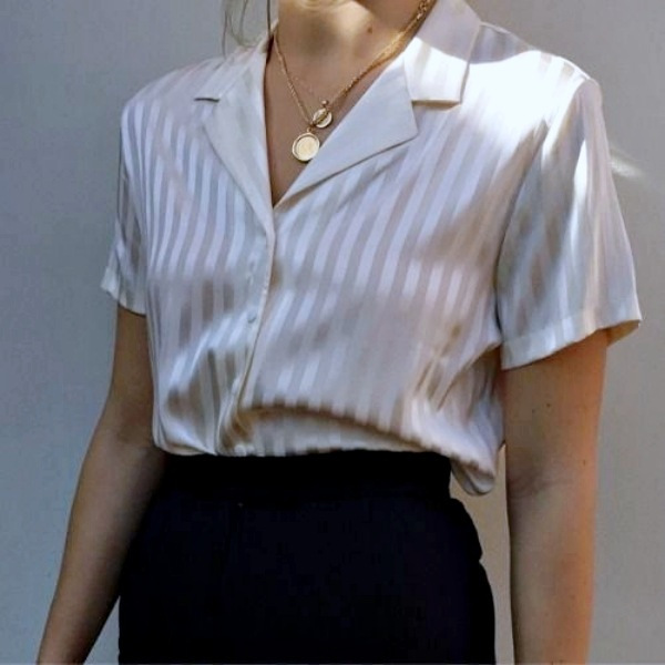 Moda Anti-idade: Camisa feminina com manga curta