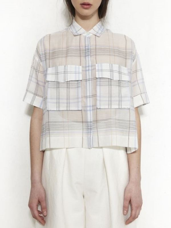 Moda Anti-idade: Camisa feminina com manga curta