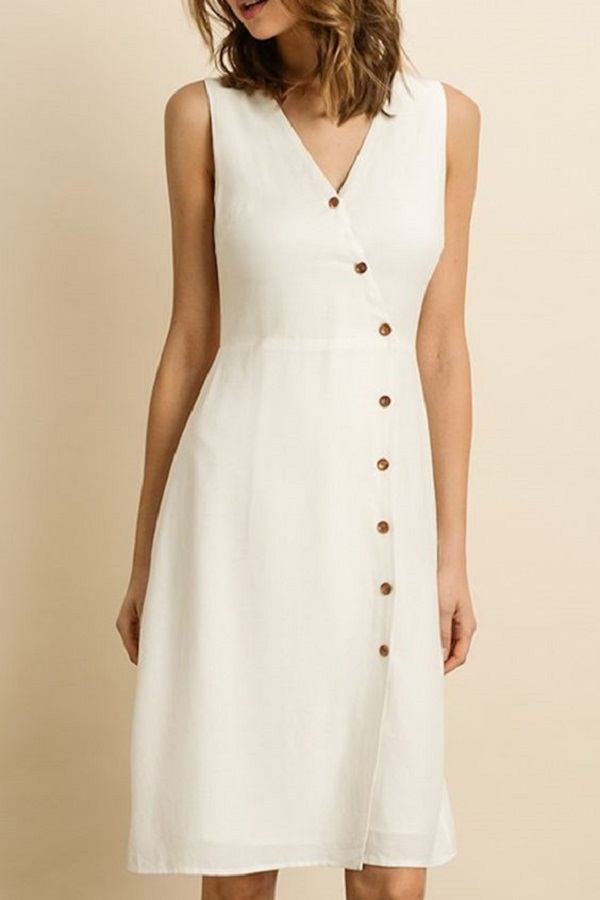 É tendência: Vestido com botões frontais