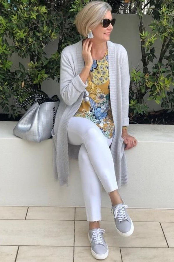 Moda anti-idade: Cardigan ou casaquinho na terceira idade?