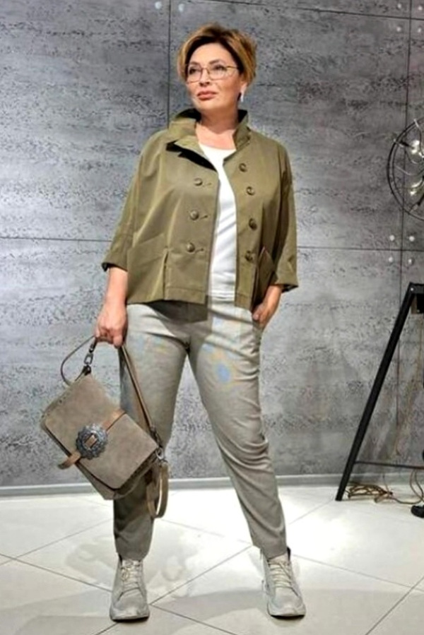 Moda anti-idade: Cardigan ou casaquinho na terceira idade?