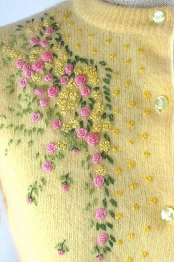 Artesanato na moda: 20 inspirações da moda do bordado em blusas