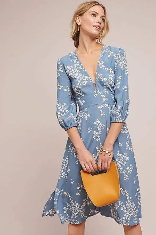 13 vestidos florais com a cara da primavera
