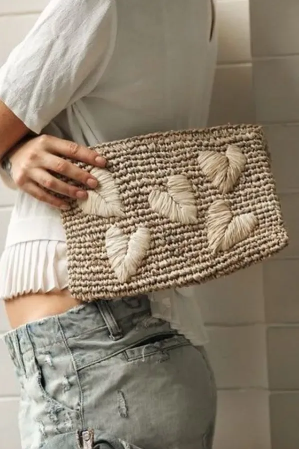 +12 Modelos de bolsa pequena feitas com ponto baixo de crochê