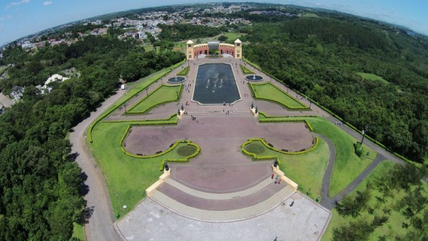 5 Destinos Nacionais para Terceira Idade - Curitiba, PR