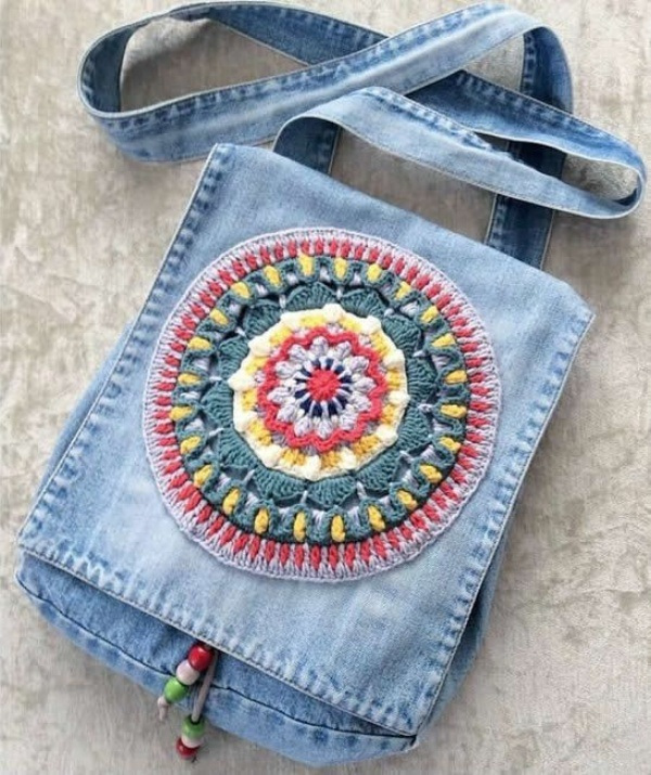 Sustentabilidade na Moda: 19 Inspirações de Bolsas Feitas com Jeans Reciclado