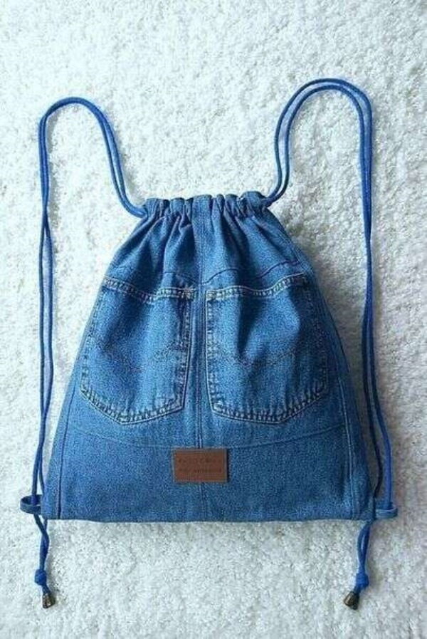Sustentabilidade na Moda: 19 Inspirações de Bolsas Feitas com Jeans Reciclado