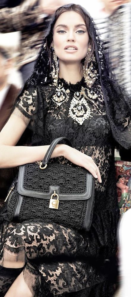Faça você mesma uma bolsa de grife em crochê Dolce Gabbana