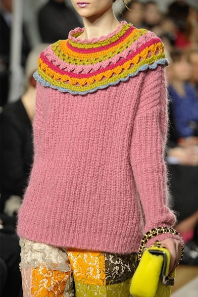croche que aparece - detalhe gola