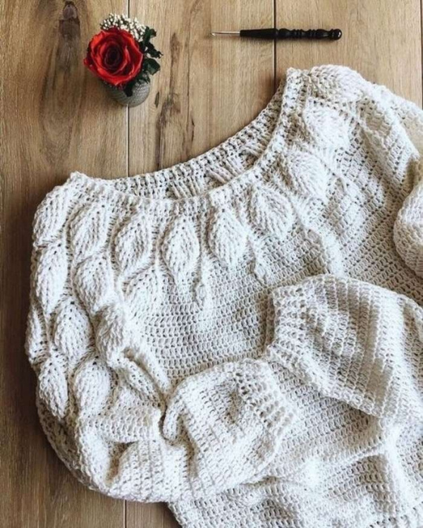 Tendência: Blusa de crochê - 16 inspirações