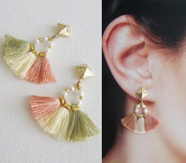 12-tassel-no-brinco