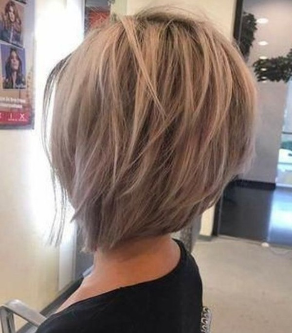 Bem na foto: 12 looks de corte de cabelo curto