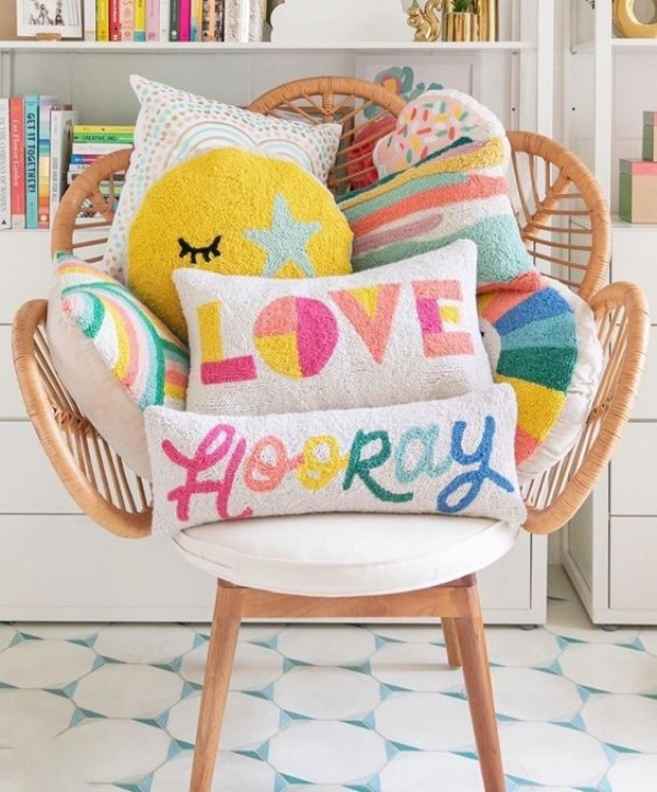 17 lindas ideias de almofadas com ponto russo